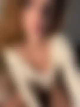 Živý XXX chat EmiliaCatalina