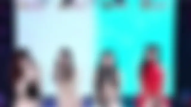 YC-999 লাইভ XXX চ্যাট