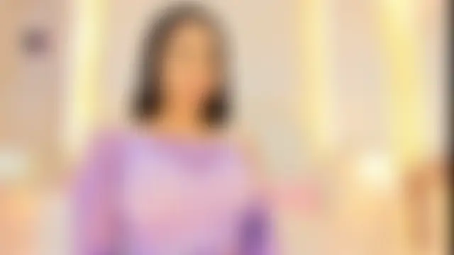 SalomeeBell লাইভ চ্যাট রুম