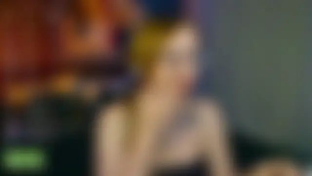 AdeLuna live XXX chat