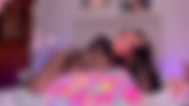 צ'אט XXX בשידור חי של dulcepatersson1_