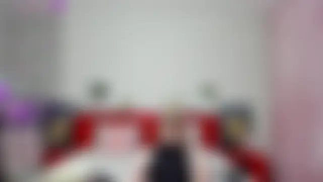 XXX chat uživo modela KattyPeachX