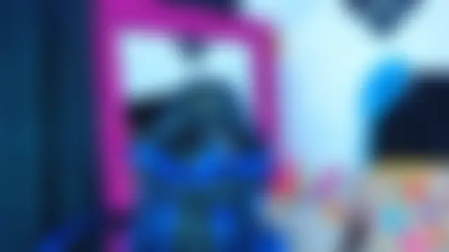Jenng18 Adlı Modelin Canlı XXX Sohbeti