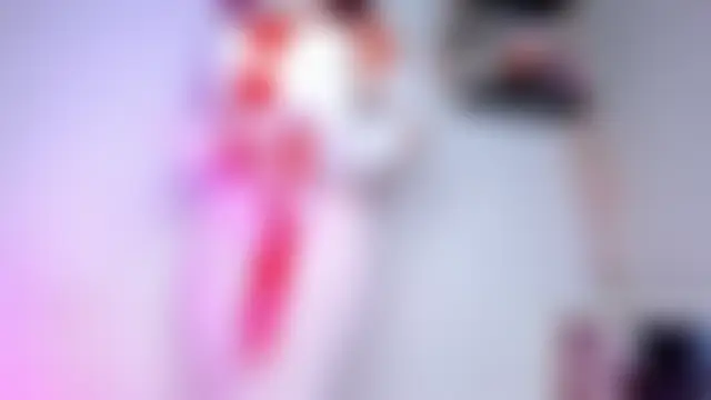 Tiny__Emmy_ Adlı Modelin Canlı XXX Sohbeti