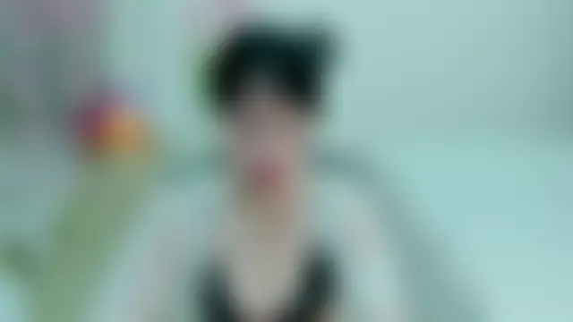 Vivian-6 live XXX chat