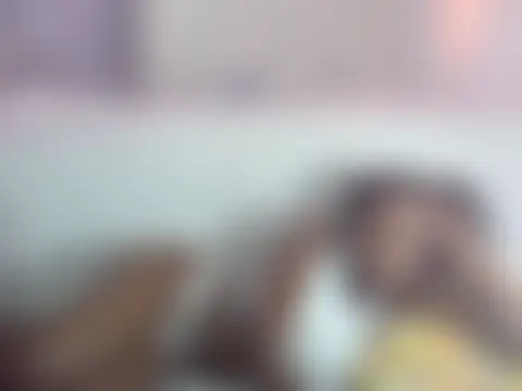 Chat +18 de Petitepretty23 ao vivo