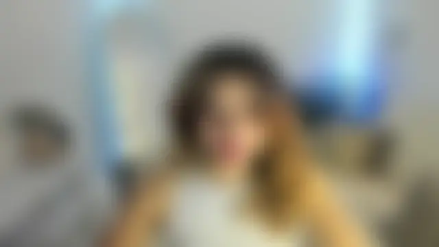 Ori_valentina Adlı Modelin Canlı XXX Sohbeti