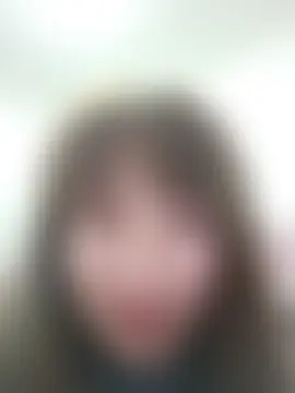 חדר צ'אט בשידור חי של _Luna_Blooms