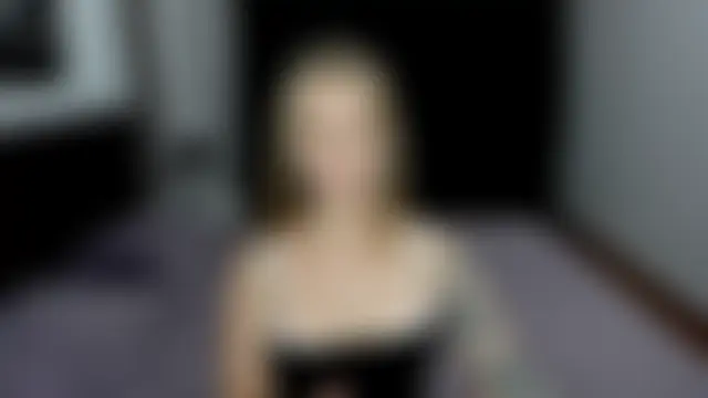 SirenaDoll: απευθείας συνομιλία ΧΧΧ