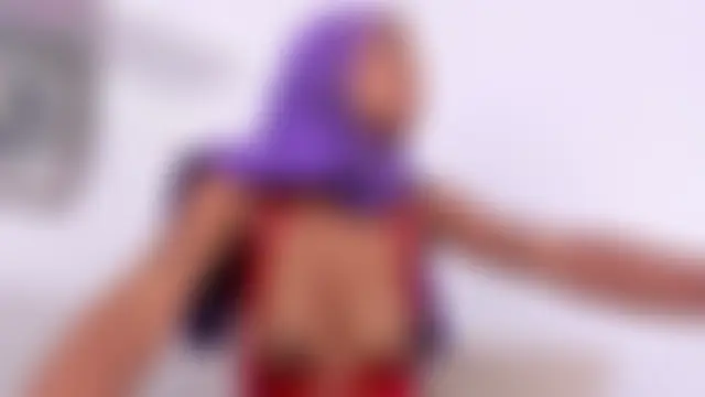 Amira_Alzahra Show in webcam