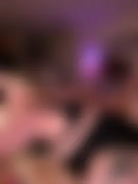 PiggyRosen Live XXX chat