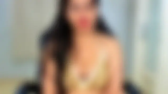 FannyXhot élő chatszobája