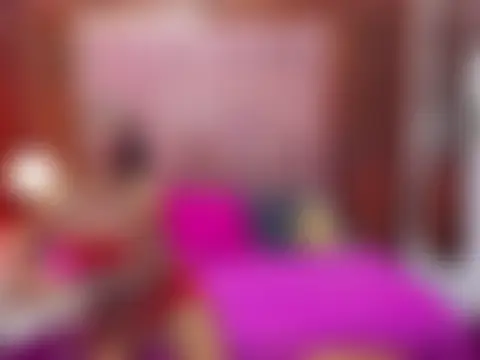חדר צ'אט בשידור חי של LucyANDmarcos