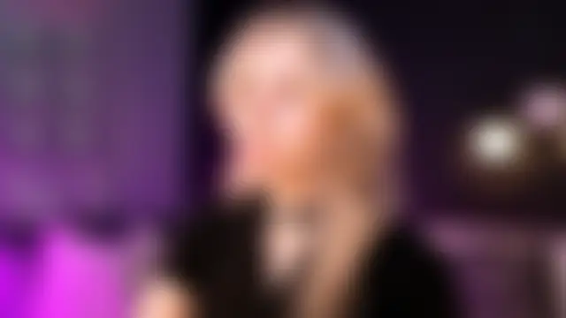 Онлайн чат Camilla_Evers