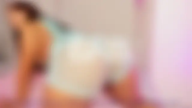 Phòng Chat Trực Tiếp chloe_peach_