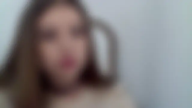 MollyHotTeen – Naživo chatovacia miestnosť
