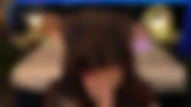חדר צ'אט בשידור חי של BabyFlowerr