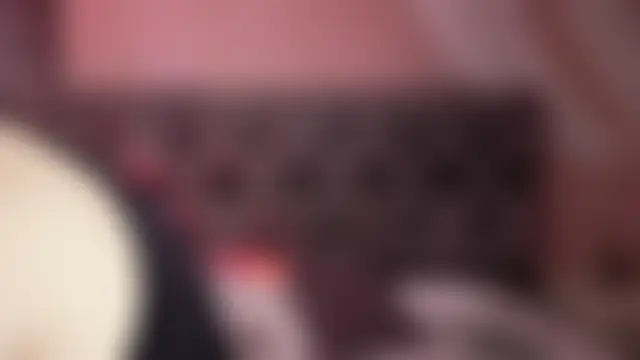 Melany_Luv – Naživo chatovacia miestnosť