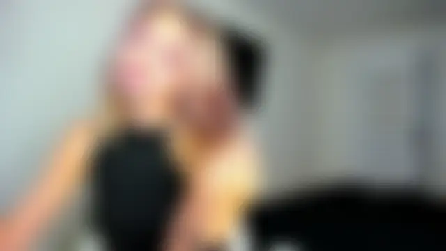 GlitchyDolly Chat XXX live