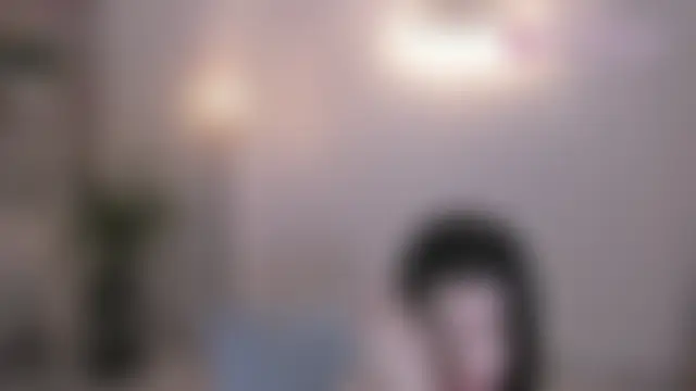 laurasophya Adlı Modelin Canlı XXX Sohbeti