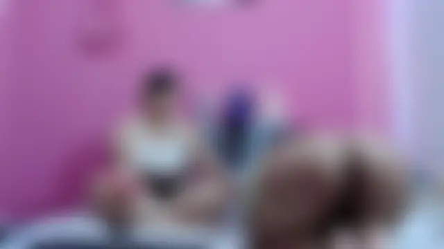 brunnette_hot Live chatroom