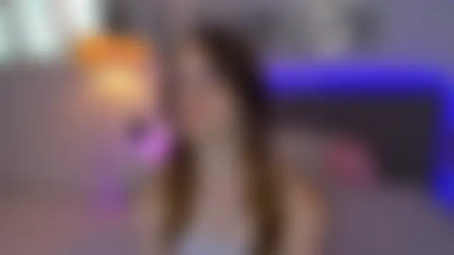 LuisaClover Ruang Obrolan Langsung
