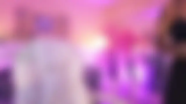 MeganLowell 现场聊天室