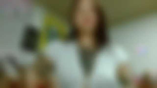 ZoeBakers_'s Live Webcam Chat