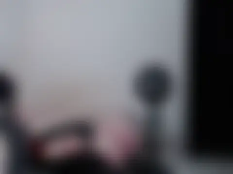 Pokój czatu na żywo – Adriana_0312
