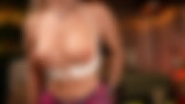 SofiaWaves Adlı Modelin Canlı Sohbet Odası