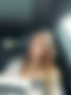غرفة دردشة Charming_Ritta المباشرة