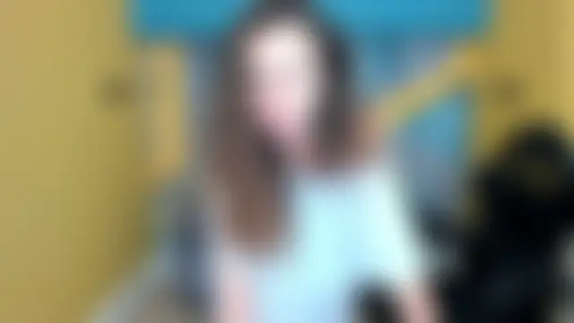 EllaLong's Live XXX Chat