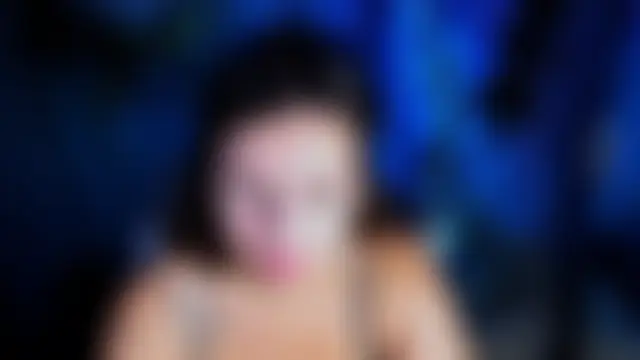 ChloeRicc's Live XXX Chat