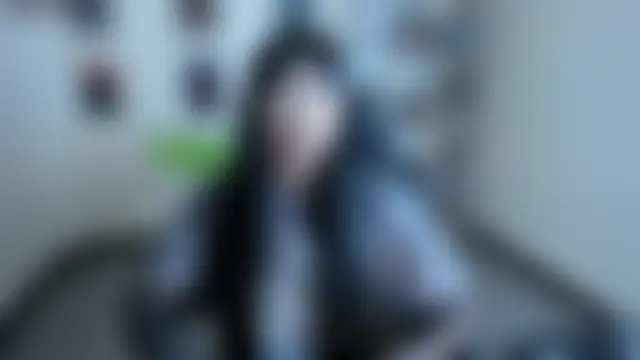 غرفة دردشة Ravenelle_ المباشرة