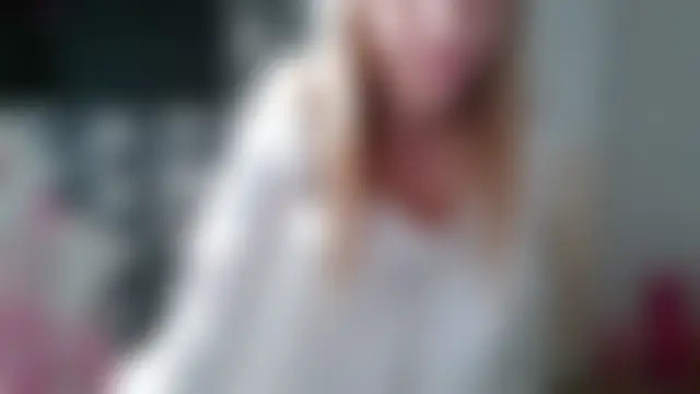 EmiliaMur_ 现场XXX聊天