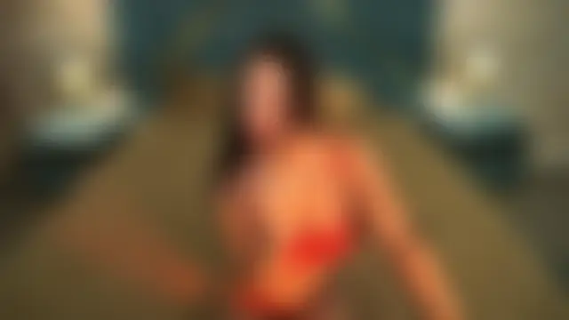 دردشة NikkiGoldSide الجنسية المباشرة