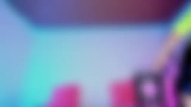 Seks show uživo modela karol_stom na kameri