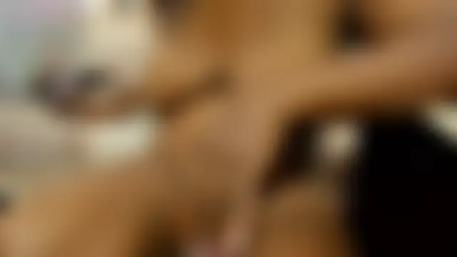 HornyMariu's Live Chat Room