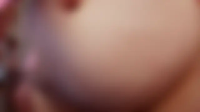 Mia_Bows Adlı Modelin Canlı XXX Sohbeti