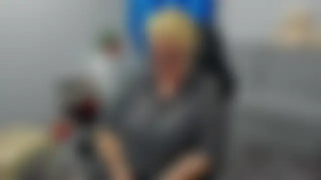 Frau_Marta Chat XXX in diretta