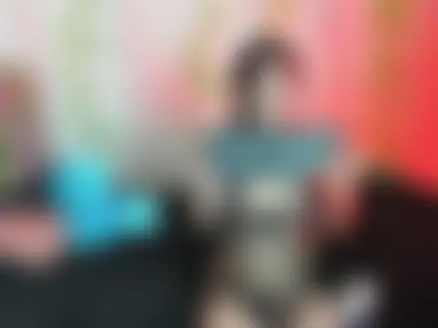 emily_candyyyy 即時 XXX 聊天