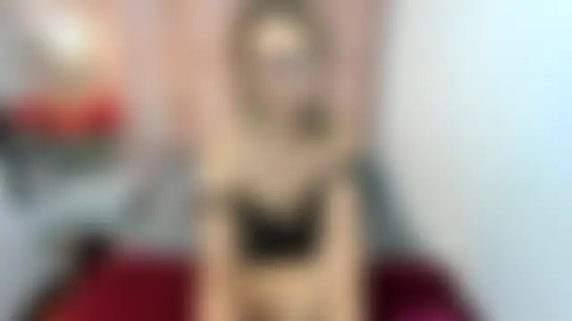 Issa_Milf__ élő XXX-chatje