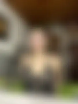 צ'אט XXX בשידור חי של Mia_squirtlatin