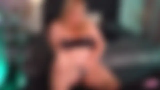دردشة NicoleKind الجنسية المباشرة