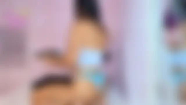 SunnyGilmoree's Live XXX Chat