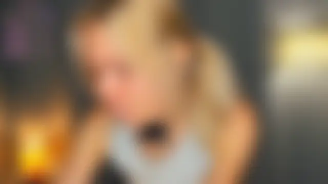 DianeHonnette's Live Chat Room