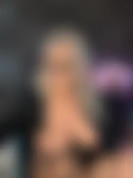 Little_Naughty30's Live XXX Chat