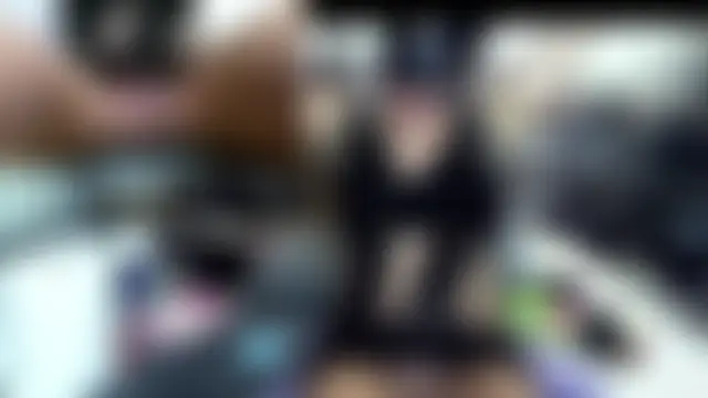 Analimado18: διαδικτυακό σόου στην κάμερα