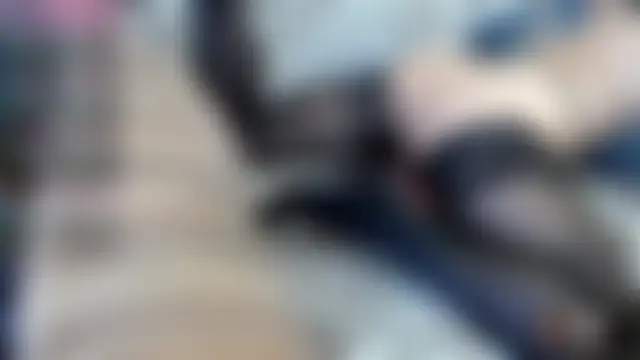 SquirtyEleanor live XXX chat