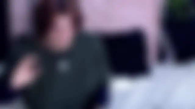 oli_dusk Show in webcam